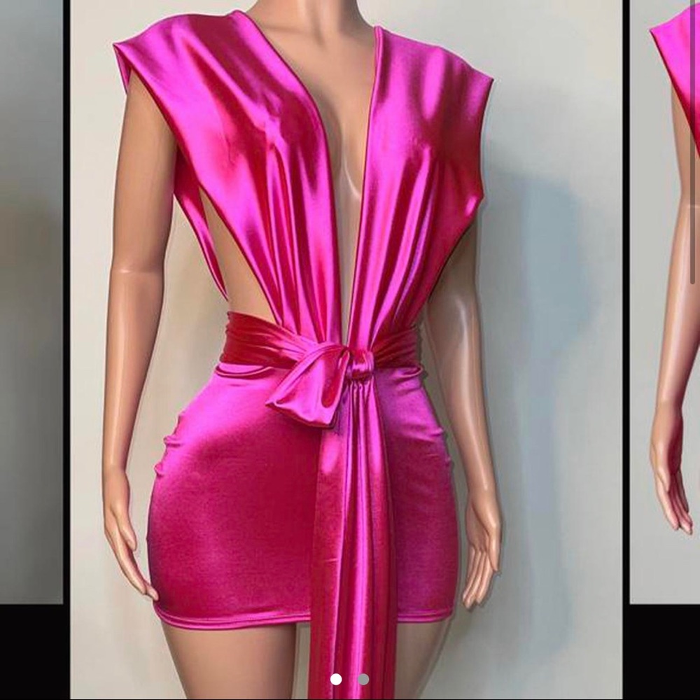 Steph designs pink bodycon dress size:small
